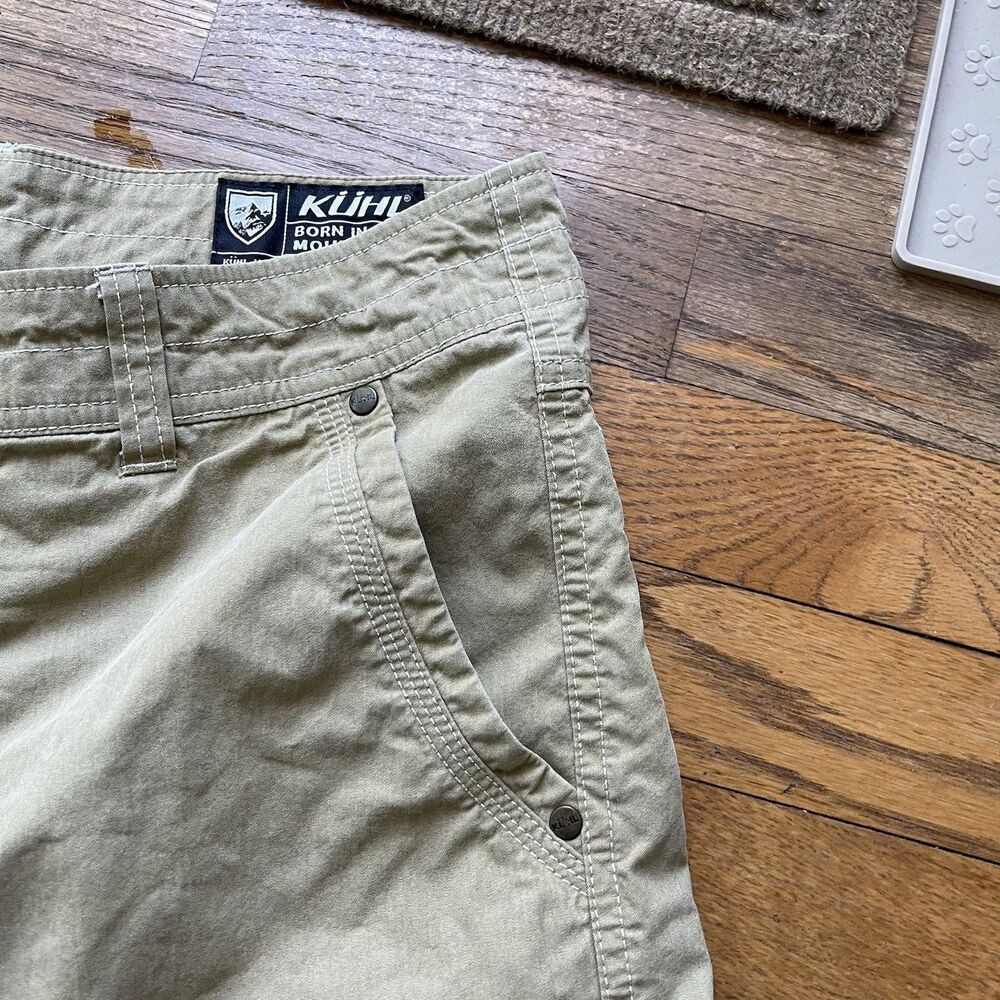 Kuhl Men’s Shorts Size 32 Vintage Patina Dye Tan Beige Hiking Camping Cargo Work - Picture 7 of 12